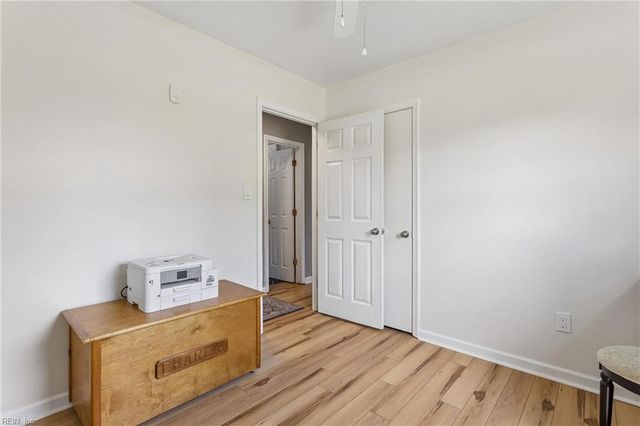 412 Dunmore DR, Newport News, VA 23602