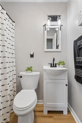 412 Dunmore DR, Newport News, VA 23602