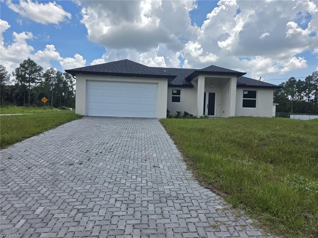 2606 13 ST, Lehigh Acres, FL 33972
