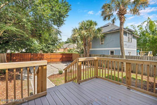 1827 N MARKET Street, Jacksonville, FL 32206