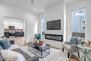 1827 N MARKET Street, Jacksonville, FL 32206