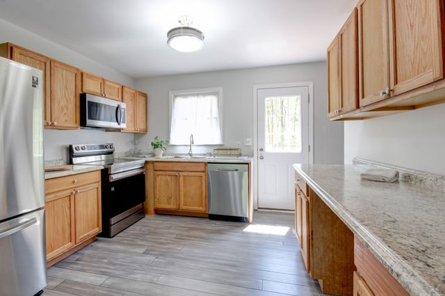 4141 Sango Rd, Clarksville, TN 37043