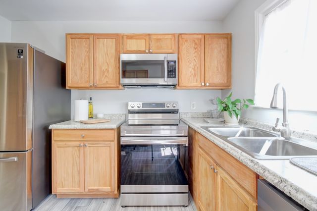 4141 Sango Rd, Clarksville, TN 37043