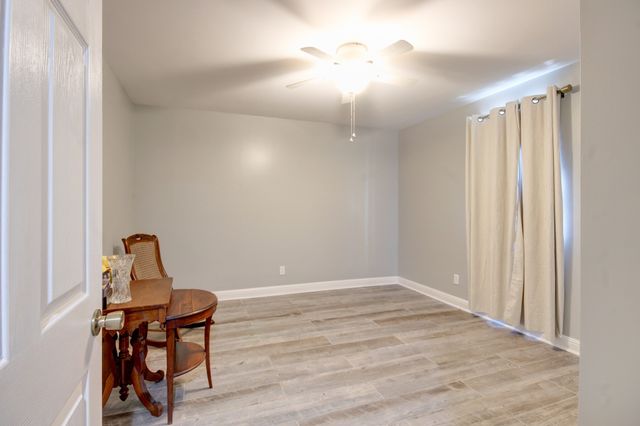 4141 Sango Rd, Clarksville, TN 37043
