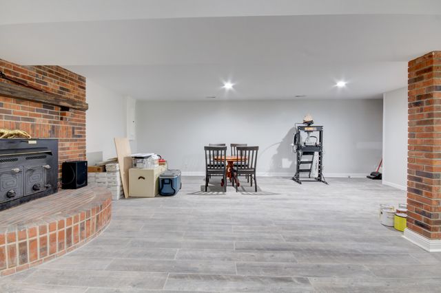 4141 Sango Rd, Clarksville, TN 37043