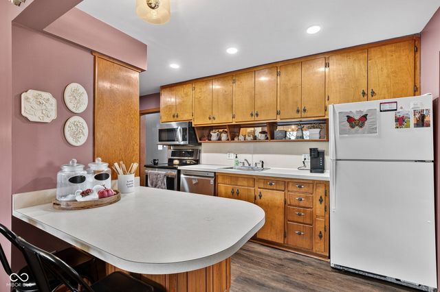 903 W 3rd Street, Rushville, IN 46173