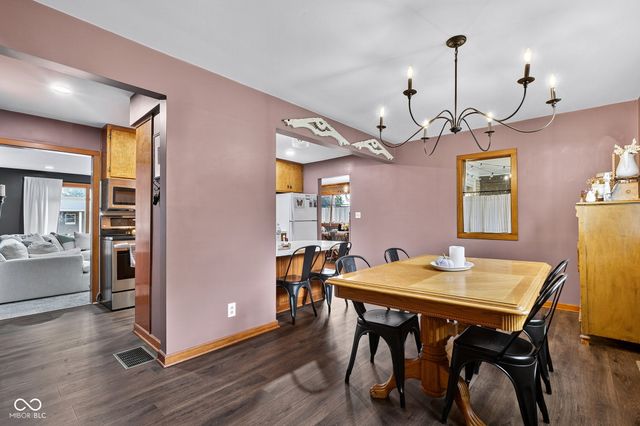 903 W 3rd Street, Rushville, IN 46173