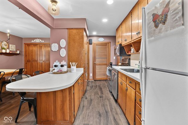 903 W 3rd Street, Rushville, IN 46173