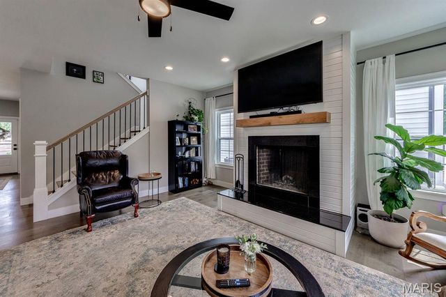 144 E Rose Hill Avenue, Kirkwood, MO 63122
