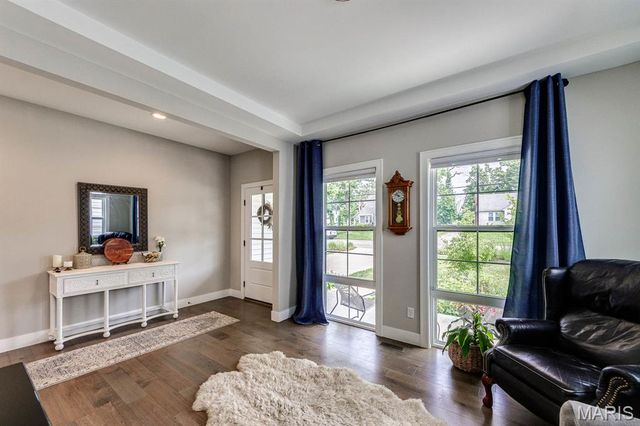 144 E Rose Hill Avenue, Kirkwood, MO 63122
