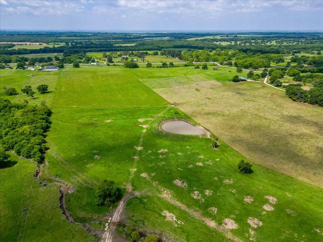 11436 St Hwy 171, Covington, TX 76636