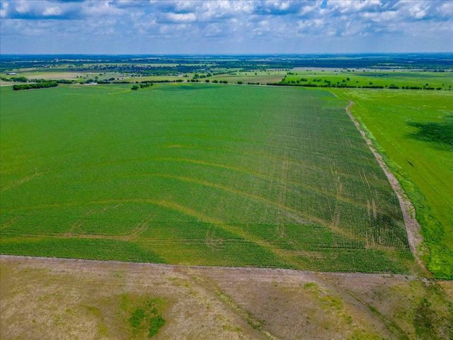 11436 St Hwy 171, Covington, TX 76636