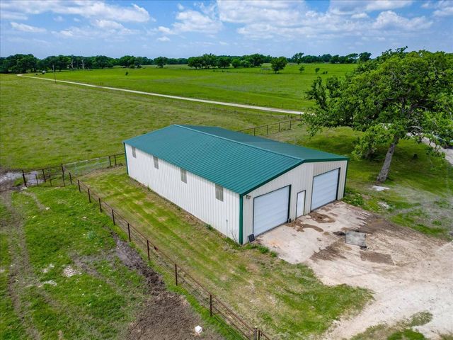 11436 St Hwy 171, Covington, TX 76636