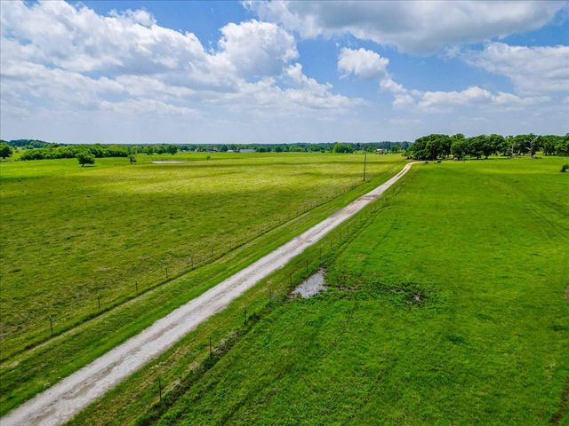 11436 St Hwy 171, Covington, TX 76636
