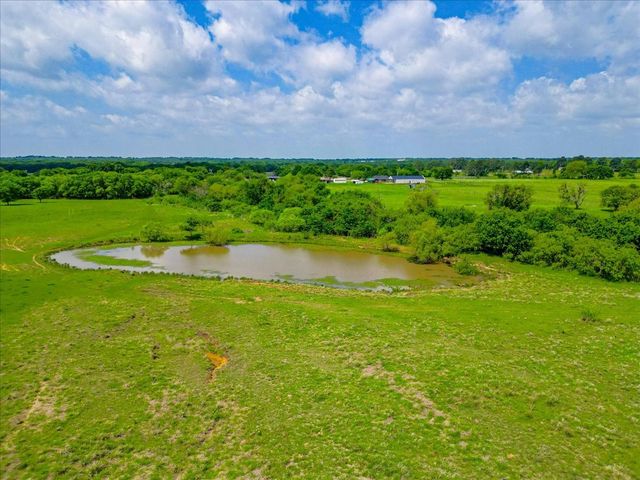 11436 St Hwy 171, Covington, TX 76636