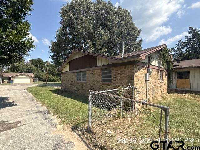 131 CR 4110, Jacksonville, TX 75766