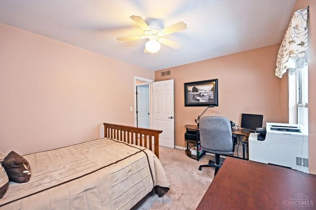 8565 Charleston Valley Drive, Deerfield Twp., OH 45040