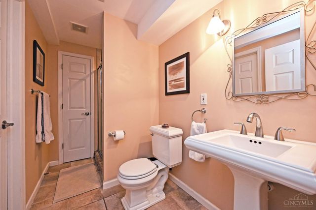 8565 Charleston Valley Drive, Deerfield Twp., OH 45040