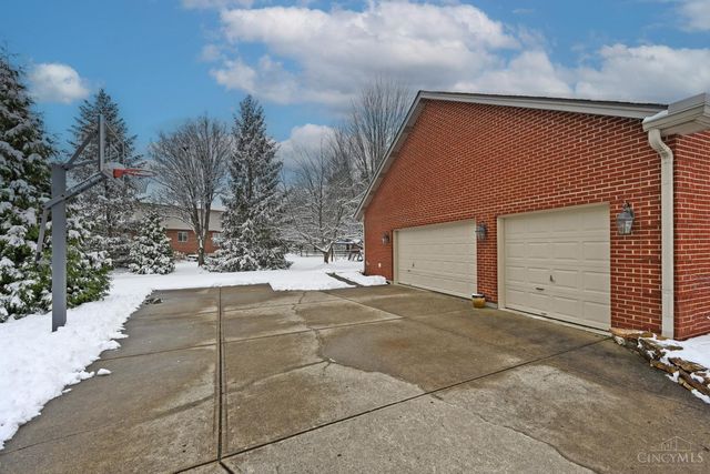 8565 Charleston Valley Drive, Deerfield Twp., OH 45040