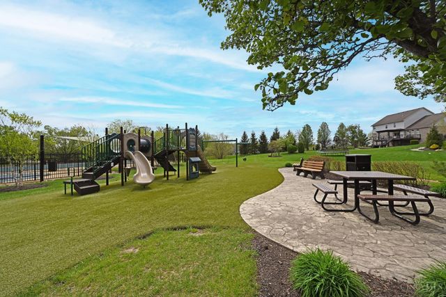 8565 Charleston Valley Drive, Deerfield Twp., OH 45040