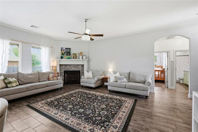 287 Appaloosa Drive, Blanchard, OK 73010