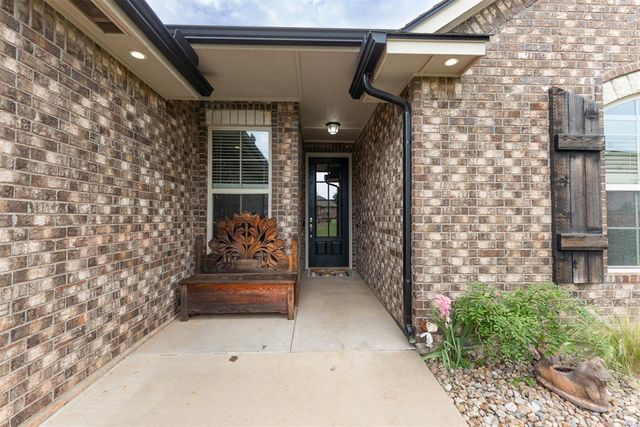287 Appaloosa Drive, Blanchard, OK 73010