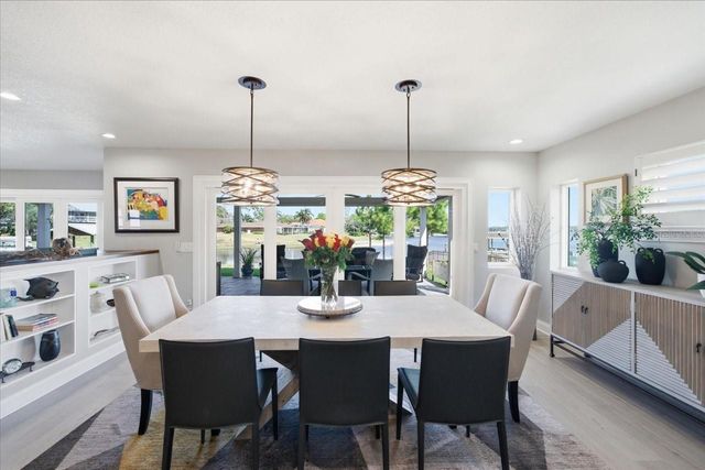 10705 CARROLLWOOD DRIVE, Tampa, FL 33618