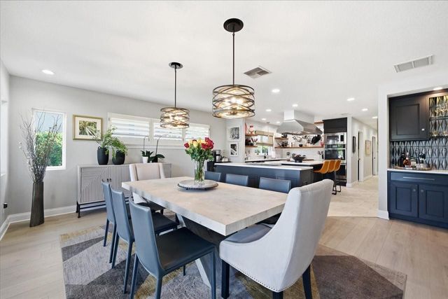 10705 CARROLLWOOD DRIVE, Tampa, FL 33618