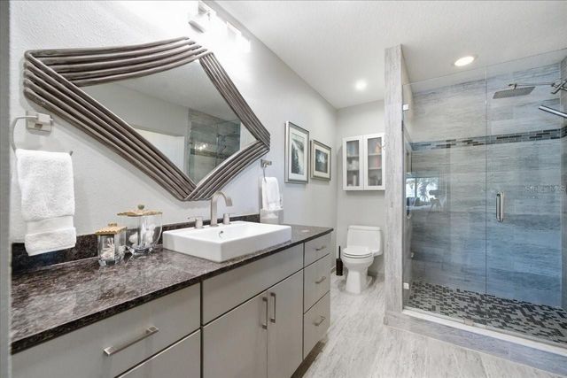 10705 CARROLLWOOD DRIVE, Tampa, FL 33618