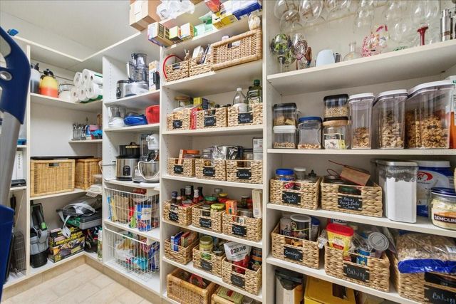 10705 CARROLLWOOD DRIVE, Tampa, FL 33618