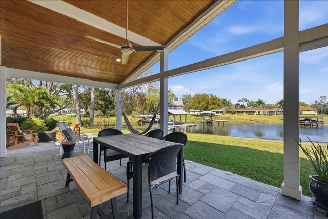 10705 CARROLLWOOD DRIVE, Tampa, FL 33618