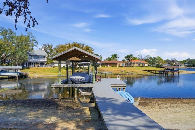 10705 CARROLLWOOD DRIVE, Tampa, FL 33618