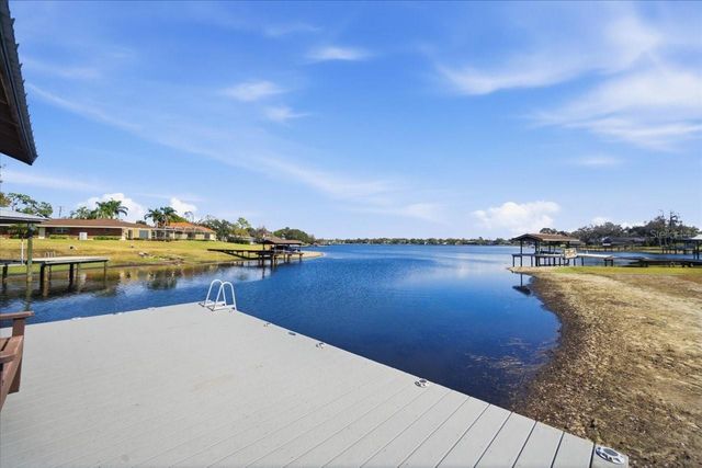 10705 CARROLLWOOD DRIVE, Tampa, FL 33618