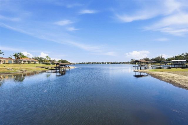 10705 CARROLLWOOD DRIVE, Tampa, FL 33618