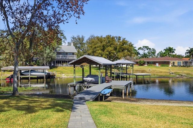 10705 CARROLLWOOD DRIVE, Tampa, FL 33618