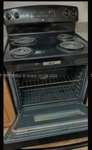 2952 NW 55th Avenue 2D, Lauderhill, FL 33313