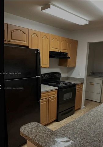 2952 NW 55th Avenue 2D, Lauderhill, FL 33313