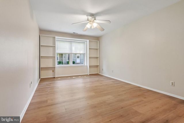 203A SEDGEFIELD DR, Mount Laurel, NJ 08054