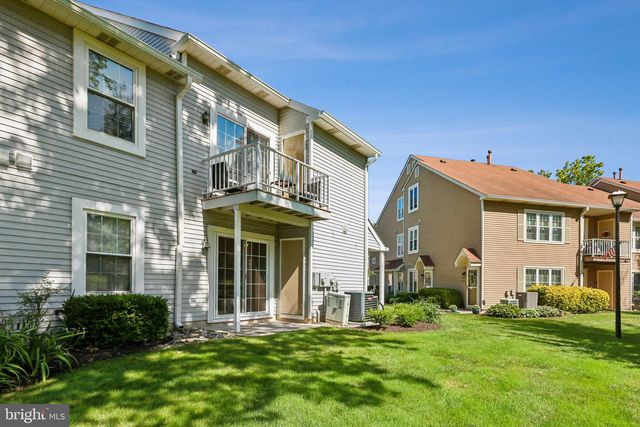 203A SEDGEFIELD DR, Mount Laurel, NJ 08054