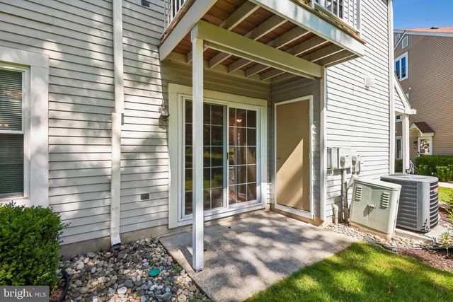 203A SEDGEFIELD DR, Mount Laurel, NJ 08054