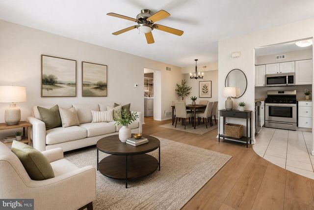 203A SEDGEFIELD DR, Mount Laurel, NJ 08054