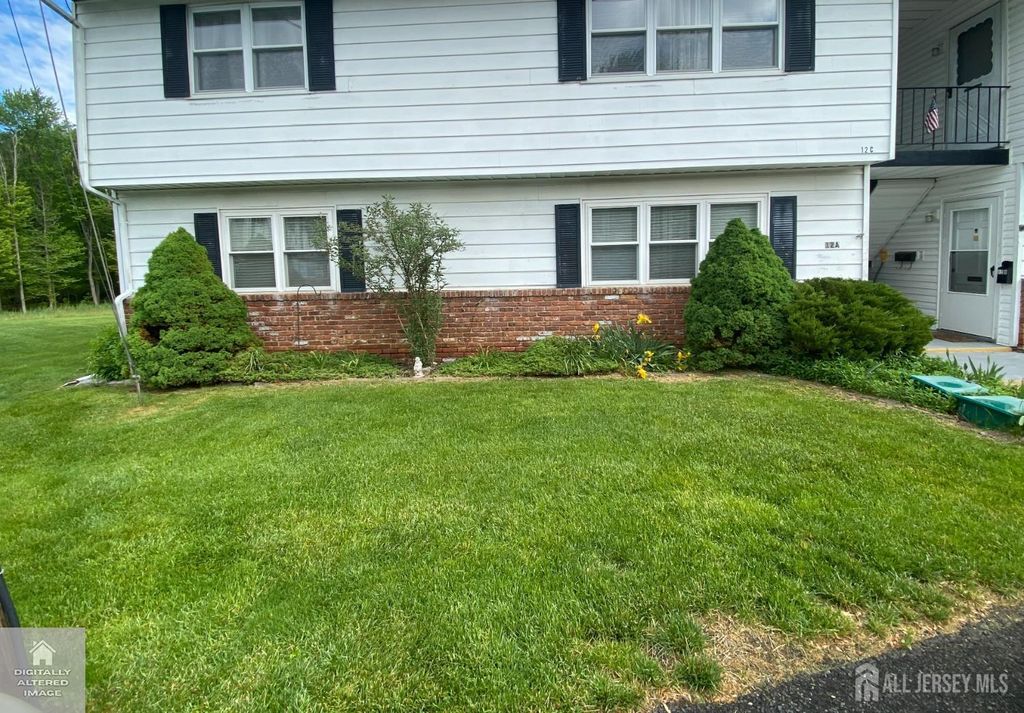 12 Utah Drive A, Old Bridge, NJ 07747