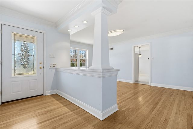 21 Collingwood Avenue, Oakwood, OH 45419