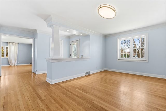 21 Collingwood Avenue, Oakwood, OH 45419