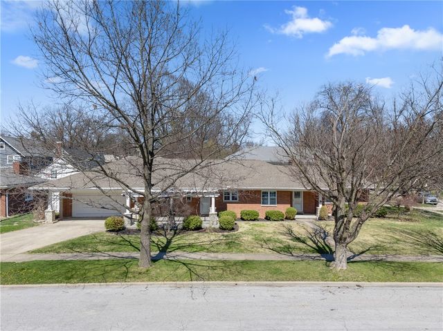 21 Collingwood Avenue, Oakwood, OH 45419