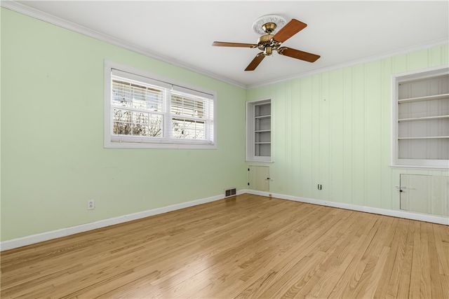 21 Collingwood Avenue, Oakwood, OH 45419