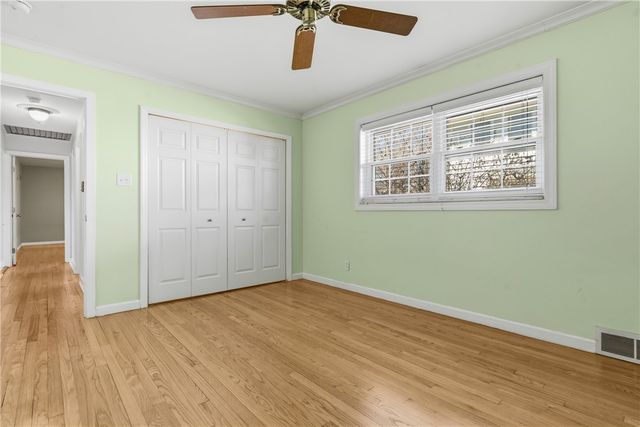 21 Collingwood Avenue, Oakwood, OH 45419