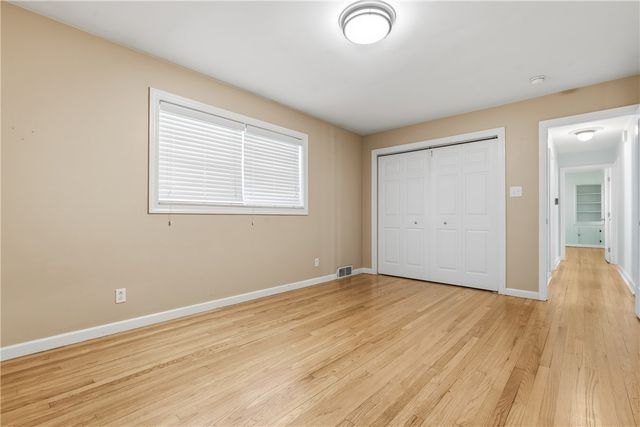 21 Collingwood Avenue, Oakwood, OH 45419