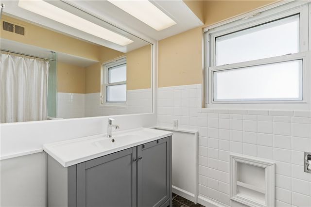 21 Collingwood Avenue, Oakwood, OH 45419