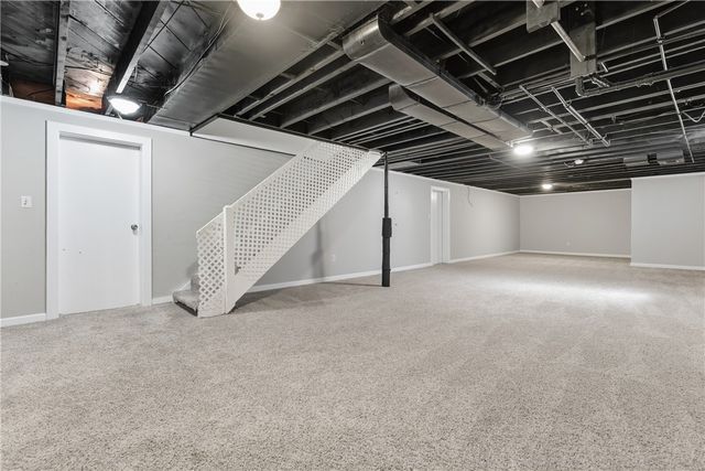 21 Collingwood Avenue, Oakwood, OH 45419